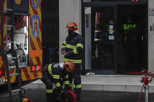 VIDEO&FOTO Incendiu la un hotel din zona centrală a Capitalei. 20 de persoane au fost evacuate