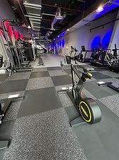 ANPC închide alte săli de fitness World Class. ”Se spune că primii 20 de ani sunt mai grei."