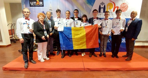 Elevii români au obținut 5 medalii de aur, 2 de argint și o mențiune de onoare la Olimpiada Asiatică de Fizică