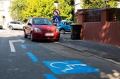 Primăria Capitalei propune menținerea gratuității pentru autoturisme hibride în parcările de utilitate generală