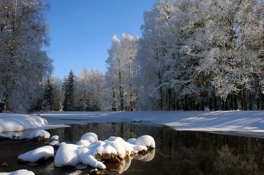 Meteorologii anunță vreme mai rece decât normal, în perioada 10-17 februarie, dar apoi urmează trei săptămâni cu vreme mai caldă decât specificul perioadei