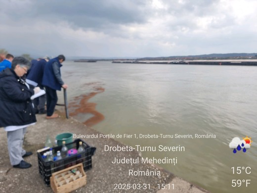 FOTO Poluare pe Dunăre
