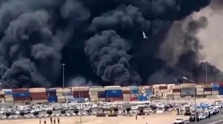 VIDEO Explozie puternică într-un important port comercial din Iran. Peste 500 de răniți