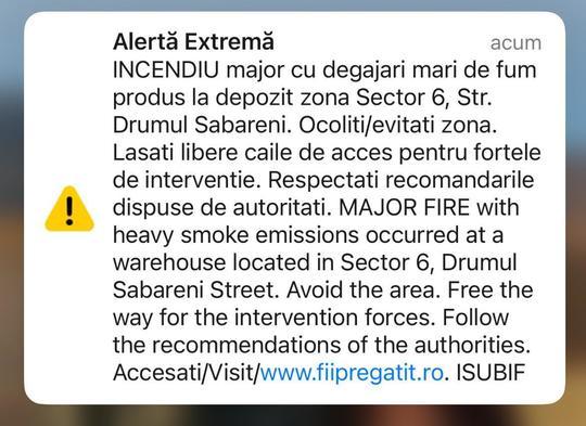 FOTO Incendiu la un depozit din București. A fost emis mesaj RO-Alert