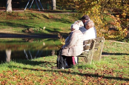 Numărul pensionarilor a crescut cu peste 21.000 în aprilie. Statul plătește aproape 13 miliarde de lei lunar pentru pensii 