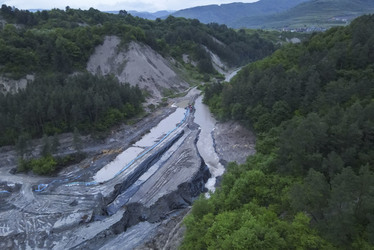Stare de alertă în 16 localități după creșterea salinității în Târnava Mică, în urma inundării Salinei Praid