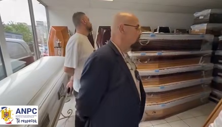 VIDEO Piedone a intrat în firmele de pompe funebre