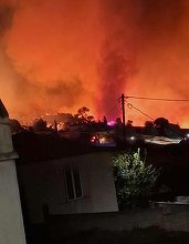 VIDEO Un nou incendiu în cea de-a doua mare insulă a Greciei. Pompierii fac progrese în Creta