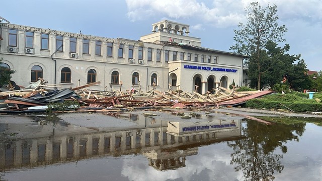 „Furtuna din București distruge acoperișul Academiei de Poliție, Europol solicită anchete penale”