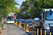VIDEO&FOTO Primăria Sector 6, după ce a deschis o bandă specială: 3 minute cu autobuzul, 18 minute cu mașina personală. Ce alegi?