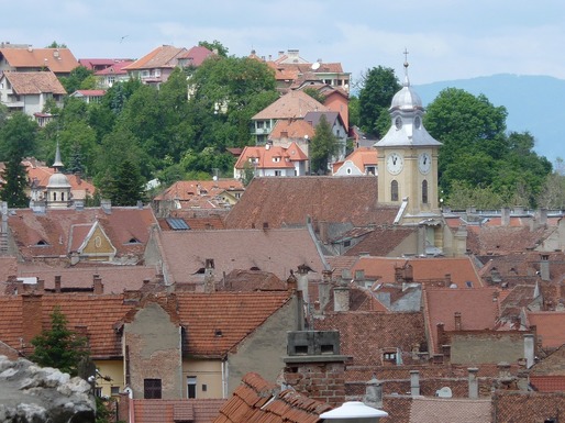 ULTIMA ORĂ DOCUMENT În lipsă de bani, Guvernul Bolojan ridică perioada de plată a despăgubirilor pentru imobilele confiscate de regimul comunist. Nouă modalitate de evaluare 