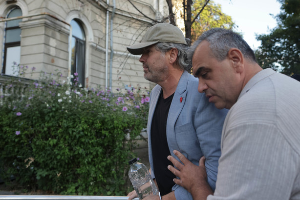 Administratorul companiei aeriene Fly Lili, reținut FOTO
