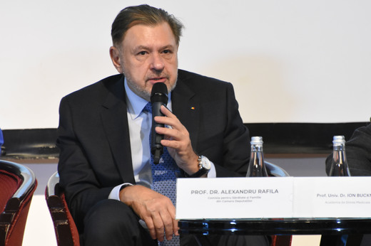 VIDEO Trebuie plătite exclusiv serviciile medicale. Alexandru Rafila, președintele Comisiei pentru sănătate din Camera Deputaților: Sunt spitale în care medicii de gardă dorm foarte liniștiți și primesc salarii mai mari decât la un spital de urgență din  București  - Profit Health.forum