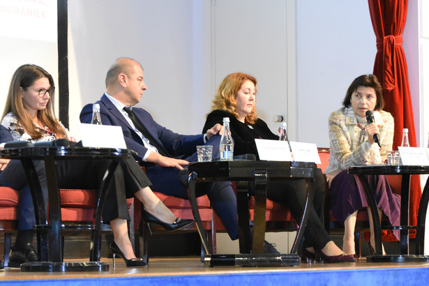 VIDEO ANUNȚ România va avea un centru de producție pentru terapii celulare. Prof. Dr. Anca Coliță, Manager al Institutului Clinic Fundeni: Pacienții caută terapii pentru care sunt nevoiți să plece în străinătate - Profit Health.forum
