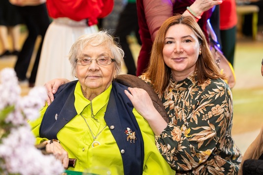 FOTO 3 din 5 seniori din orașele României se simt singuri. Izolarea afectează sute de mii de vârstnici STUDIU
