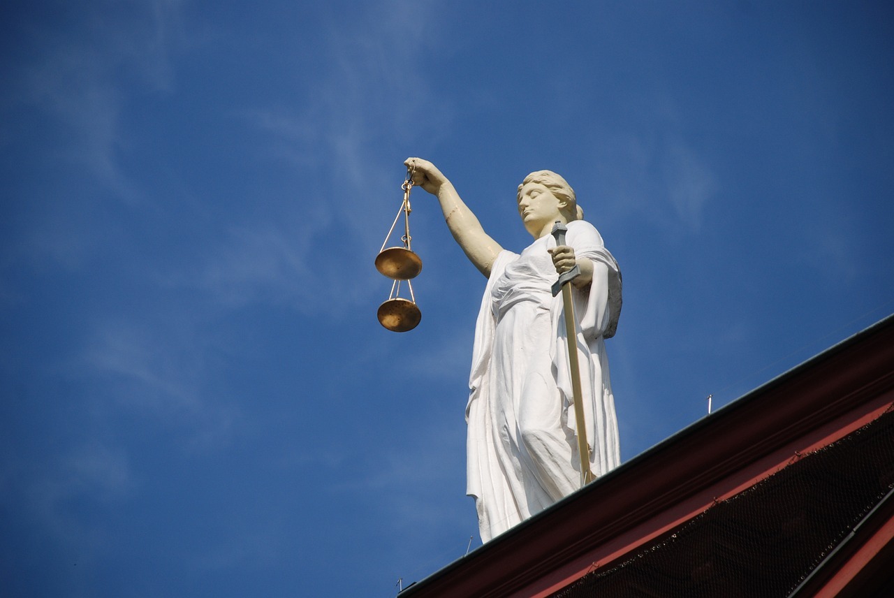 Magistrații se simt discriminați cu tăierea pensiilor. Îi cer lui Nicușor Dan să îi ajute