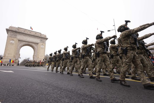 Anumiți pensionari militari vor primi un ajutor de până la 1.000 lei