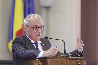 FOTO Marius Andruh este noul președinte al Academiei Române