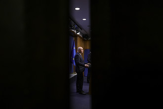 Despăgubirile cerute României de Pfizer pentru vaccinul anti-Covid - Bolojan confirmă informațiile Profit.ro privind livrarea de alte medicamente și scutirea de penalități. Miniștrii se duc în SUA pentru negocieri oficiale  