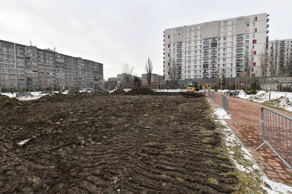 FOTO Parc nou în București, dar cu probleme care îl fac neatractiv pentru populație. Autoritățile intervin cu o reconfigurare în Parcul Timișoara nr. 10