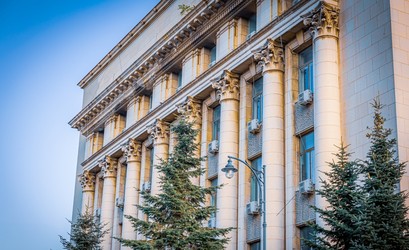 Guvernul aprobă vouchere privind proceduri FIV pentru 10.000 de beneficiari anual, în perioada 2026–2030