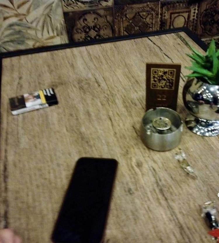 FOTO Desant în restaurantele din București după fumători în spații închise