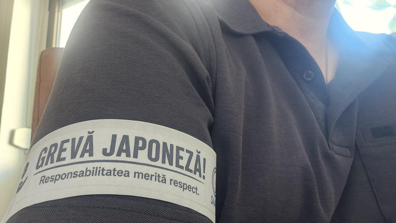 FOTO Angajații din Guvern au intrat în grevă japoneză