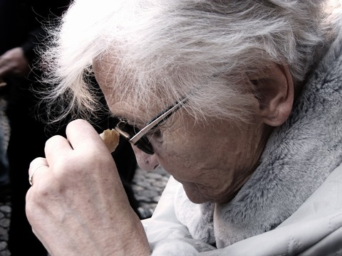 Crește vârsta de pensionare în România, pentru femei. Modificările se vor aplica până în 2035