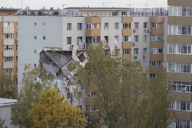 VIDEO Blocul explodat în Rahova: Vom lua apartament cu apartament pentru montarea de senzori plus poze la toți pereții - Ciucu