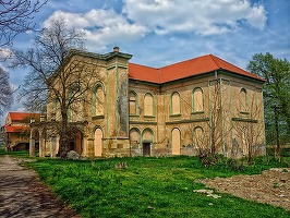 Clădirile istorice, indiferent de proprietar, ar putea fi scutite de impozit prin lege, pentru a ajuta la restaurare