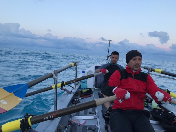 VIDEO&FOTO Prima echipă de români care a traversat Oceanul Atlantic vâslind