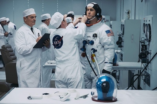 Lungmetrajul „First Man”, cu Ryan Gosling, debut sub așteptări în box office-ul nord-american. „Venom”, cu Tom Hardy, s-a menținut pe primul loc