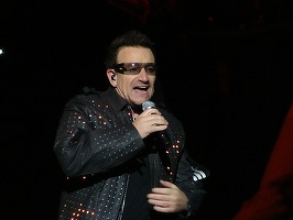 U2, în fruntea listei celor mai bine vânduți muzicieni ai anului. The Rolling Stones, pe ultimul loc