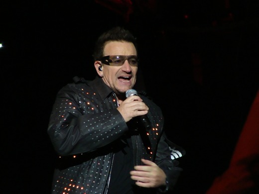 U2, în fruntea listei celor mai bine vânduți muzicieni ai anului. The Rolling Stones, pe ultimul loc
