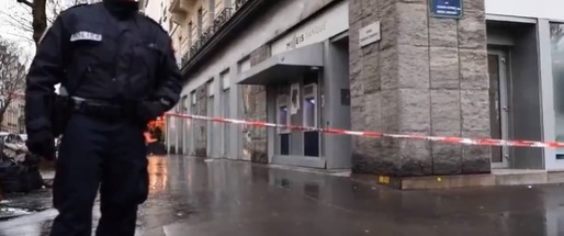 Scenariu rocambolesc pe Champs-Élysées: Bancă jefuită de 30 de seifuri, persoane sechestrate mai multe ore