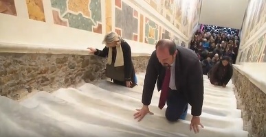 VIDEO Scara pe care se crede că a pășit Iisus înainte de răstignire a fost deschisă pentru public după 300 de ani
