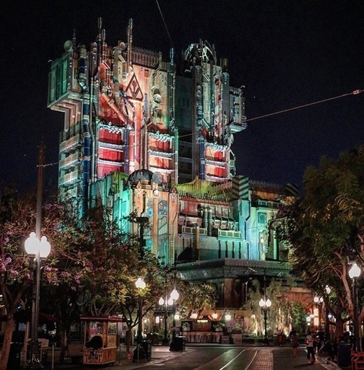 Disney va dezvolta un parc dedicat supereroilor Marvel 