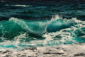 ONU avertizează că oceanele, surse de viață pe Terra, sunt pe cale să devină cei mai mari dușmani ai omenirii