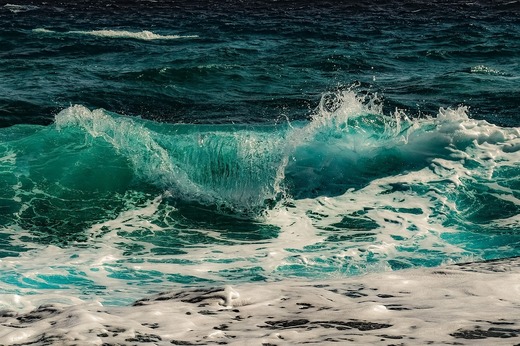 ONU avertizează că oceanele, surse de viață pe Terra, sunt pe cale să devină cei mai mari dușmani ai omenirii
