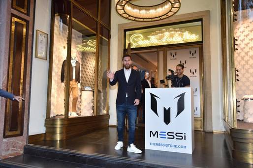 FOTO Messi a lansat o colecție de îmbrăcăminte