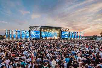 Edițiile de anul acesta ale festivalurilor Electric Castle, Untold, Jazz in the Park și Neversea, anulate. Profit.ro a anunțat anterior interzicerea până în toamnă a festivalurilor 