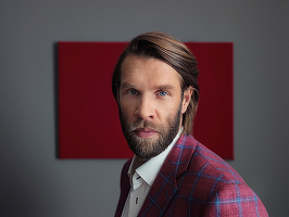 FOTO Cum s-a îndrăgostit un actor din Game of Thrones de un brand românesc