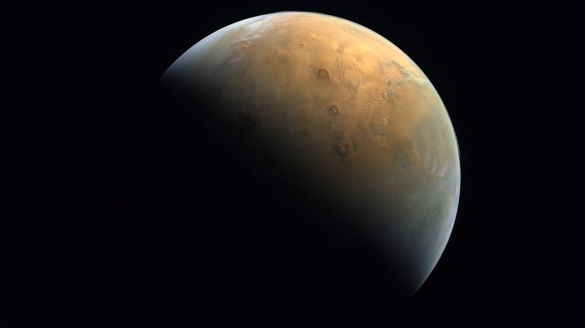 FOTO Misiunea Hope a Emiratelor Arabe Unite a transmis prima imagine cu planeta Marte