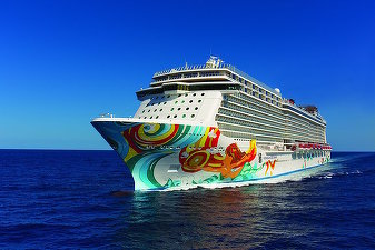 Norwegian Cruise Line, cu operațiuni și în România, reia croazierele, dar numai pentru ''pasagerii complet vaccinați''