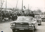 VIDEO O limuzină a lui Nicolae Ceaușescu, scoasă la licitație