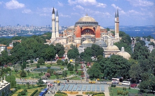 Turcia respinge criticile UNESCO referitoare la Bazilica Sfânta Sofia

