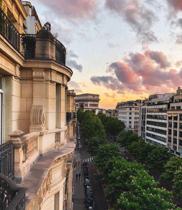 VIDEO&FOTO Luxosul hotel în care Leo Messi și familia sa vor locui la Paris
