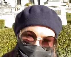VIDEO Catherine Zeta-Jones continuă să facă reclamă României - impresionată de un obiectiv: Aici mi-ar plăcea să trăiesc!