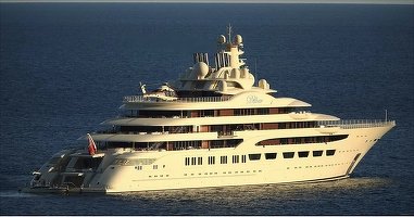 VIDEO Un iaht de 600 de milioane de dolari al oligarhului rus Alișer Usmanov a fost confiscat de autoritățile germane
