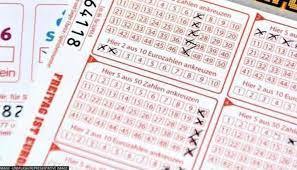 Premiu record mondial la loteria din SUA:1,9 miliarde de dolari